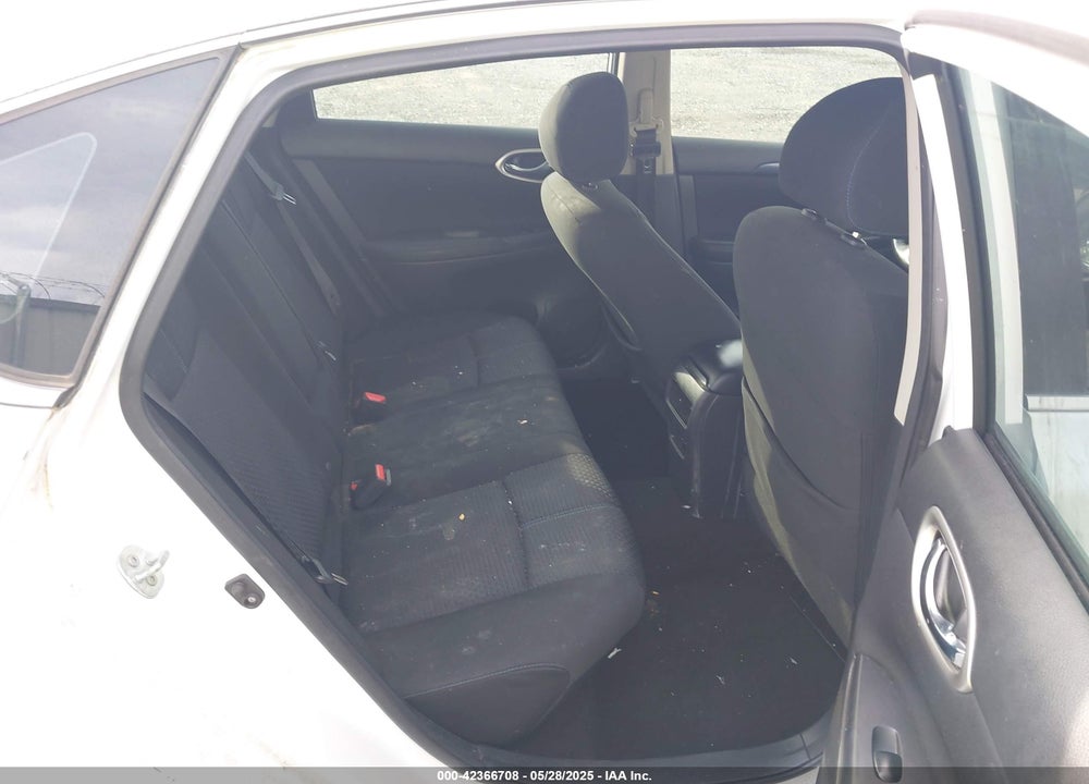 2016 NISSAN SENTRA SR VIN: 3N1AB7AP5GY256415