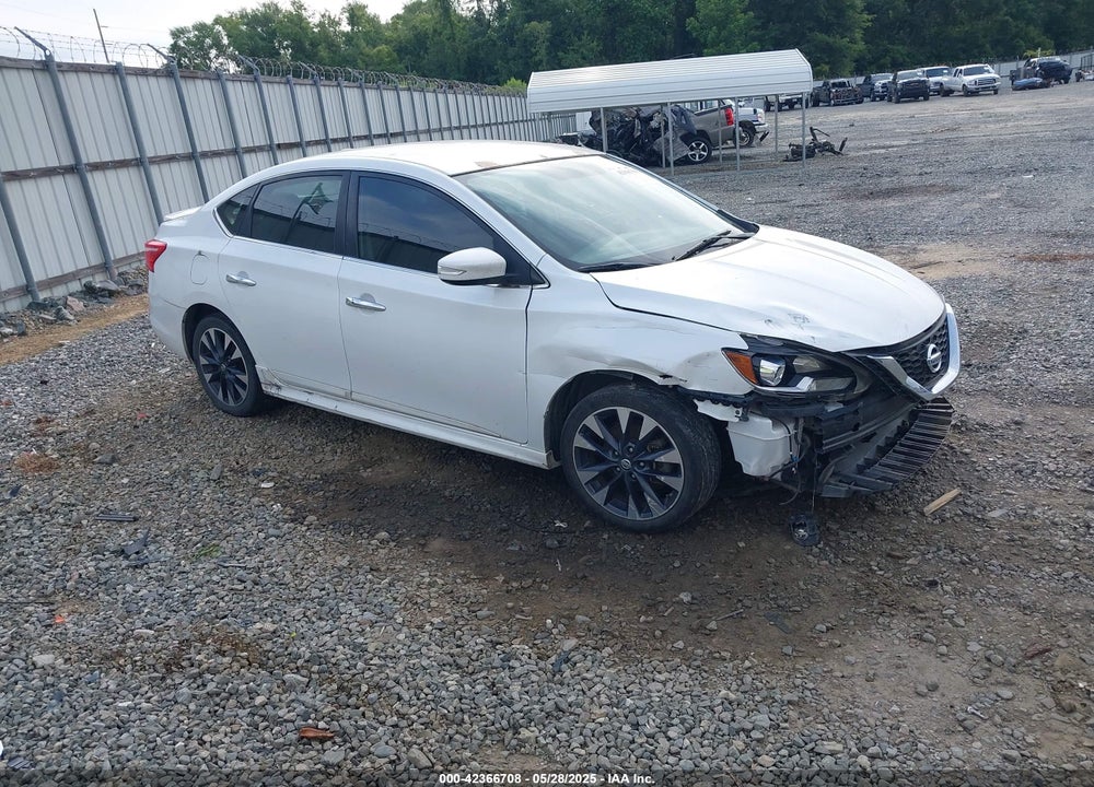 2016 NISSAN SENTRA SR VIN: 3N1AB7AP5GY256415