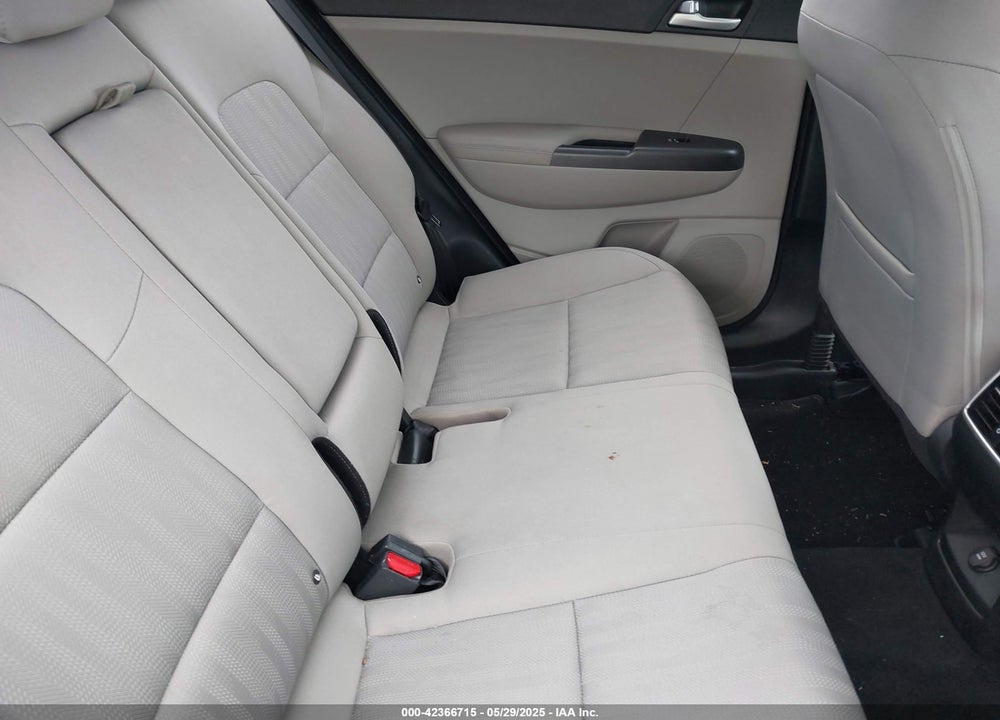 2022 KIA SPORTAGE VIN: KNDPMCAC9N7017360