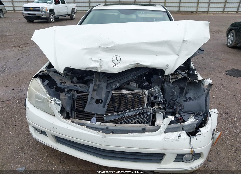 2009 MERCEDES-BENZ C 300 LUXURY/SPORT VIN: WDDGF54X89R048281