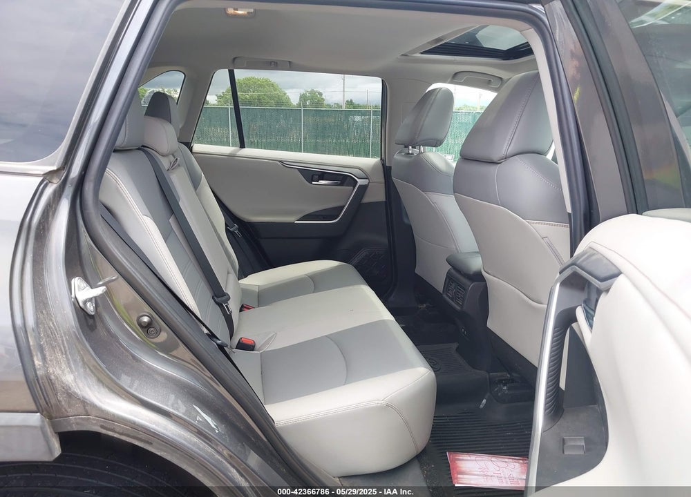 2020 TOYOTA RAV4 VIN: 2T3Y1RFV0LW081346