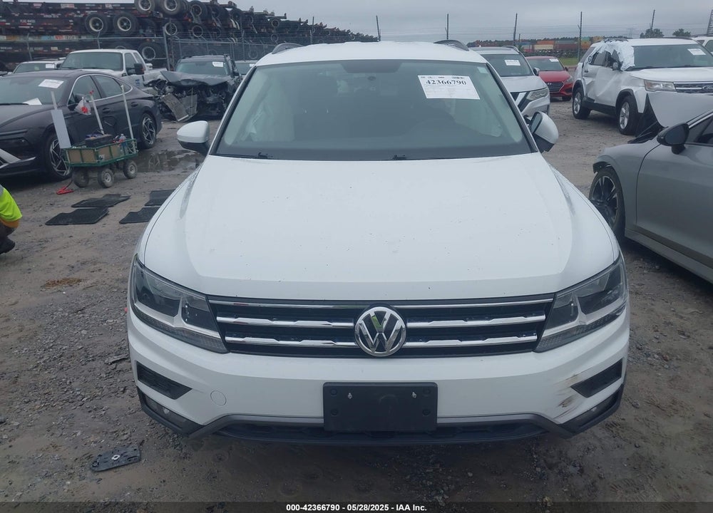 2018 VOLKSWAGEN TIGUAN 2.0T S VIN: 3VV1B7AX1JM032250
