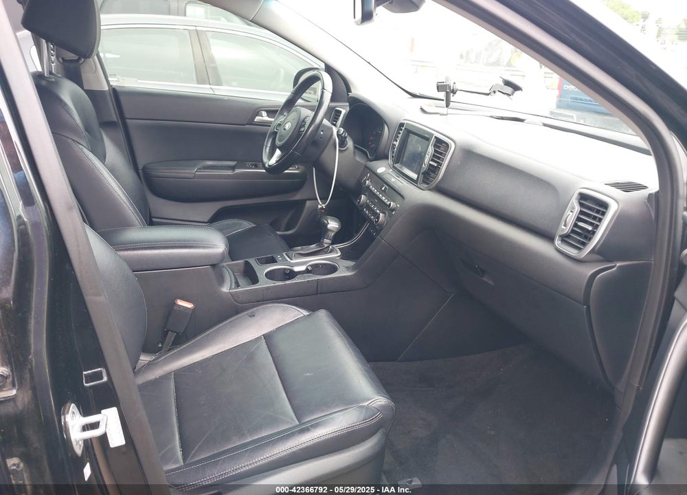 2017 KIA SPORTAGE VIN: KNDPN3AC3H7285581