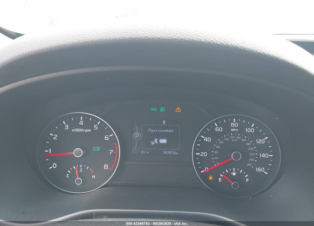 2017 KIA SPORTAGE VIN: KNDPN3AC3H7285581