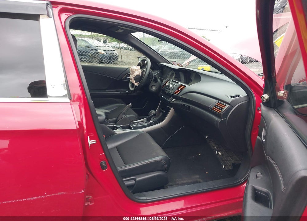 2017 HONDA ACCORD VIN: 1HGCR2F54HA021894