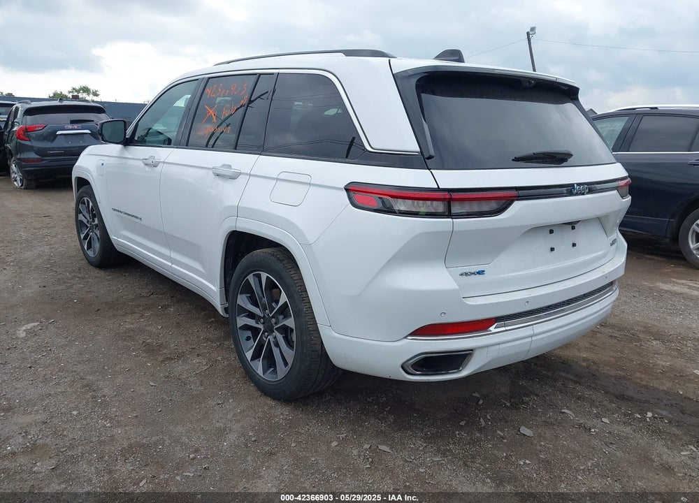 2022 JEEP GRAND CHEROKEE 4XE OVERLAND 4X4 VIN: 1C4RJYD60N8717511