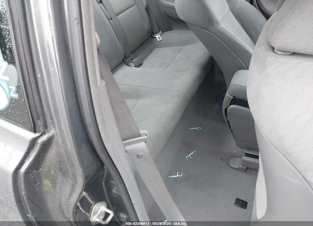 2011 HONDA CIVIC VIN: 2HGFG1B82BH514950