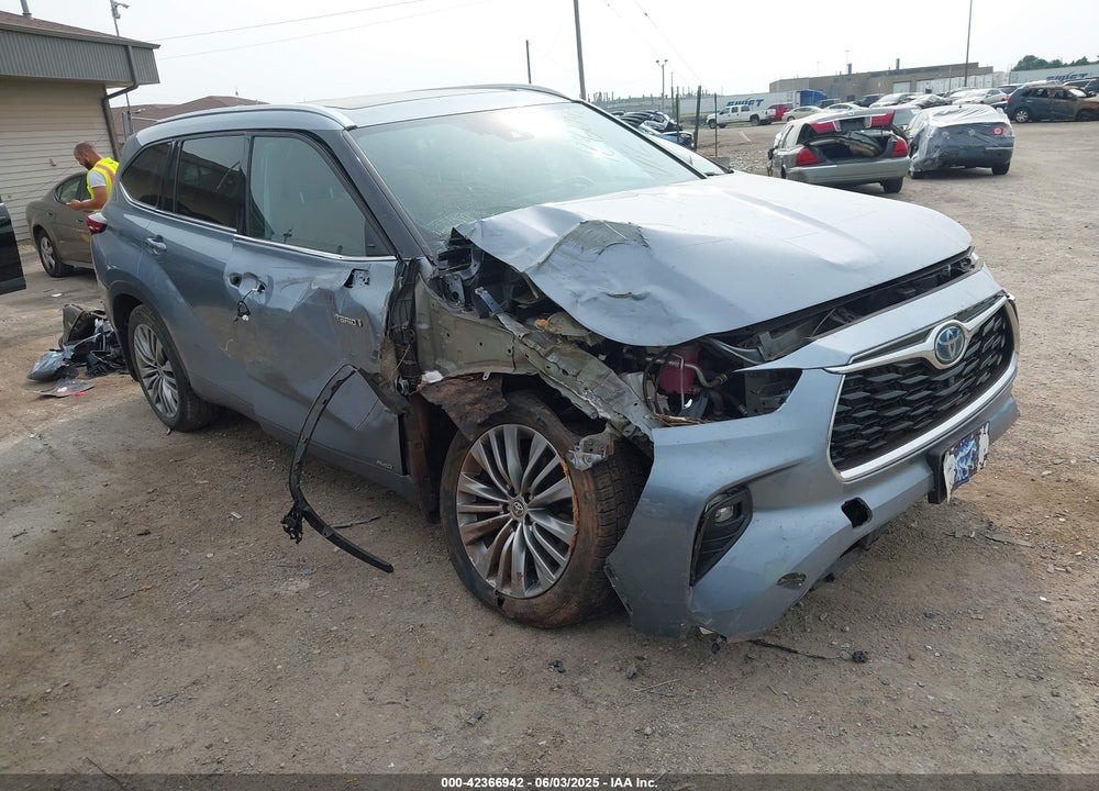 2021 TOYOTA HIGHLANDER HYBRID PLATINUM VIN: 5TDEBRCH5MS066519