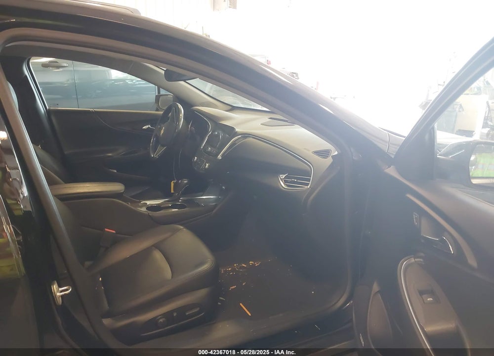 2018 CHEVROLET MALIBU VIN: 1G1ZD5ST9JF200284