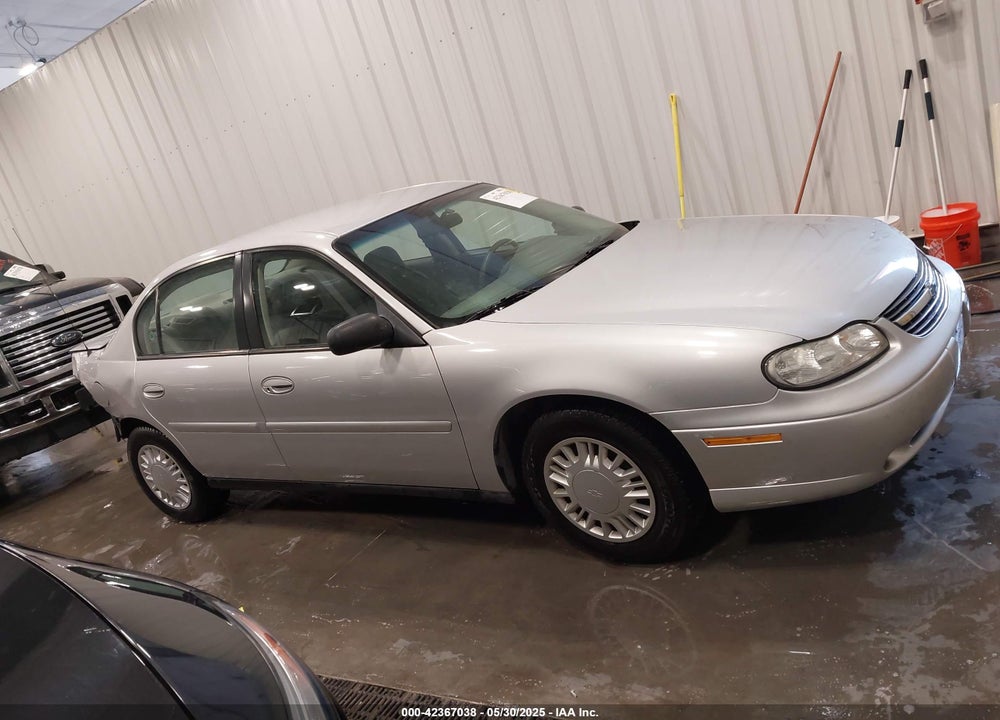 2004 CHEVROLET CLASSIC VIN: 1G1ND52F14M520160