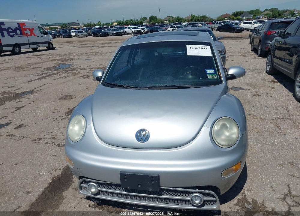 2001 VOLKSWAGEN NEW BEETLE GLX VIN: 3VWDC21CX1M414377
