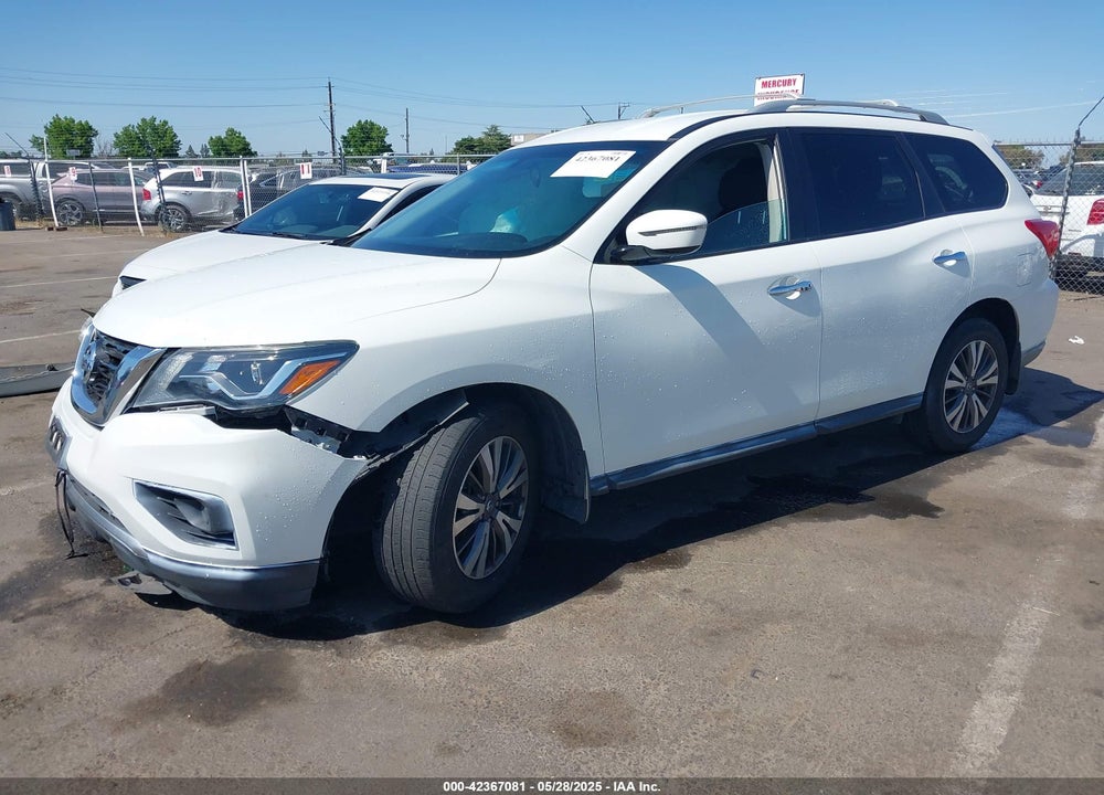 2017 NISSAN PATHFINDER VIN: 5N1DR2MN4HC900530