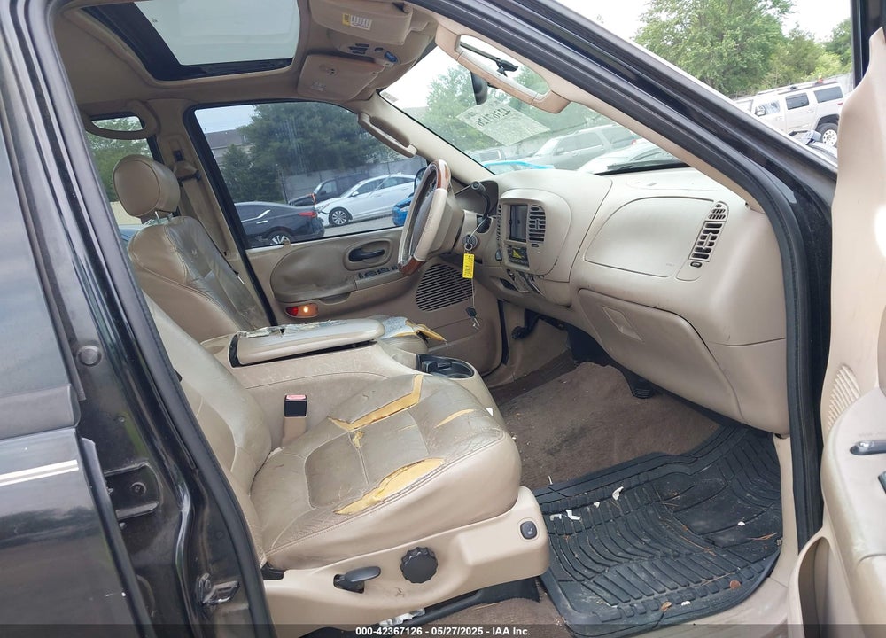 2003 FORD F-150 LARIAT/XLT VIN: 1FTRW08L53KA84796