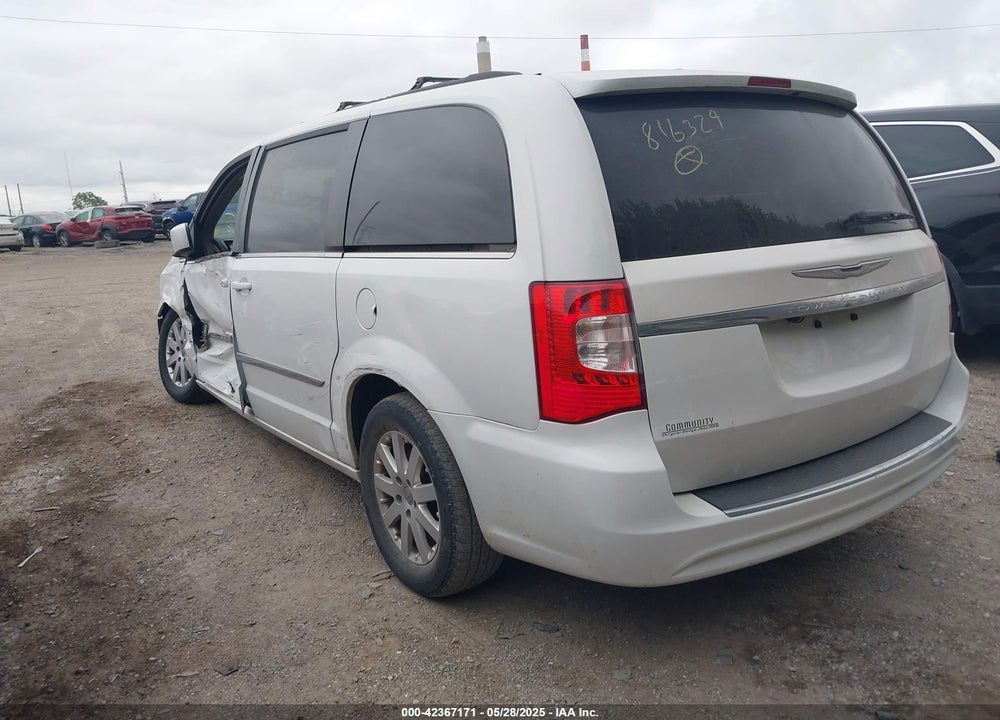 2013 CHRYSLER TOWN & COUNTRY VIN: 2C4RC1BG2DR816329