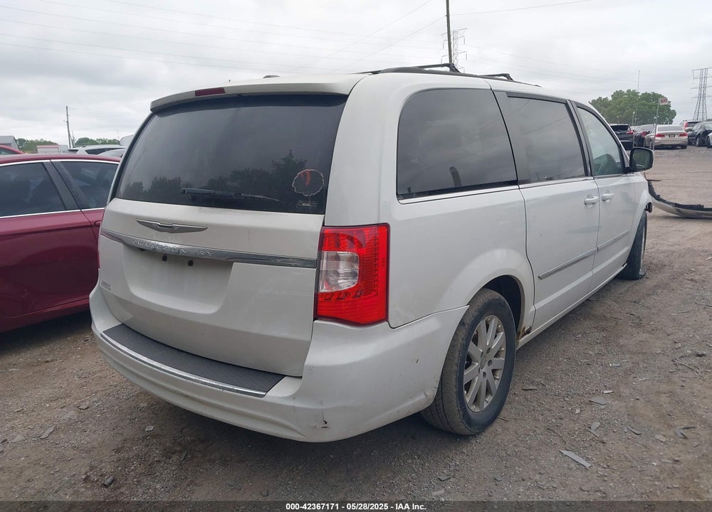2013 CHRYSLER TOWN & COUNTRY VIN: 2C4RC1BG2DR816329