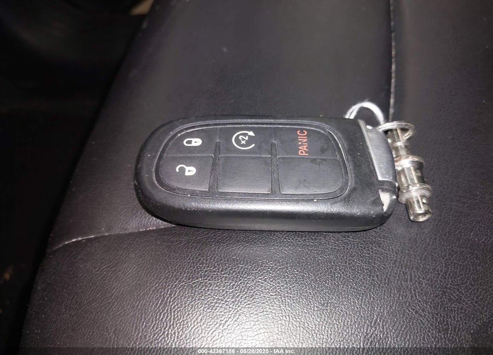 2019 JEEP CHEROKEE VIN: 1C4PJMBX9KD456748