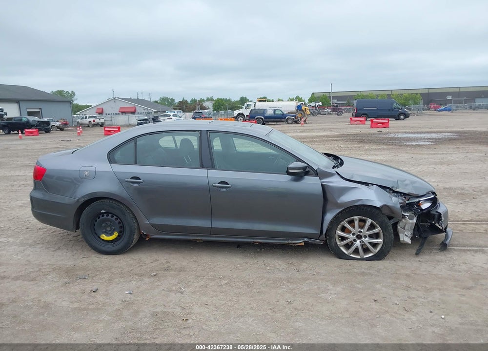 2011 VOLKSWAGEN JETTA 2.5L SE VIN: 3VWDZ7AJ4BM370033