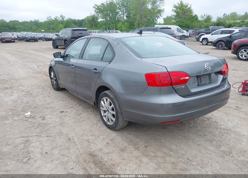 2011 VOLKSWAGEN JETTA 2.5L SE VIN: 3VWDZ7AJ4BM370033
