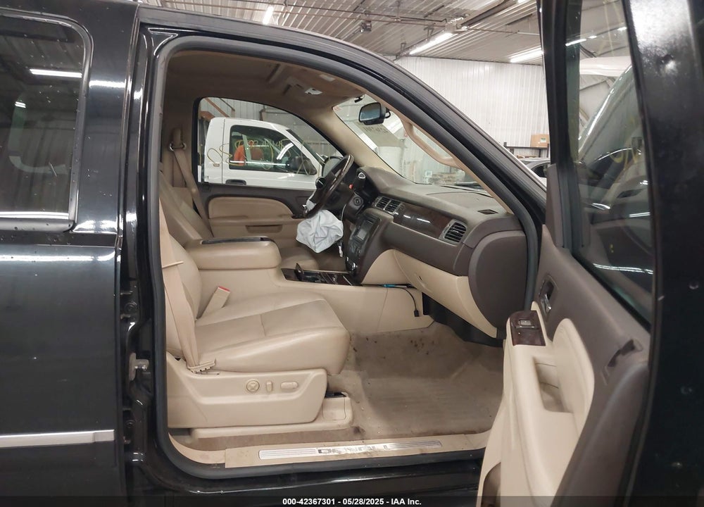 2010 GMC YUKON VIN: 1GKUKEEF0AR101692