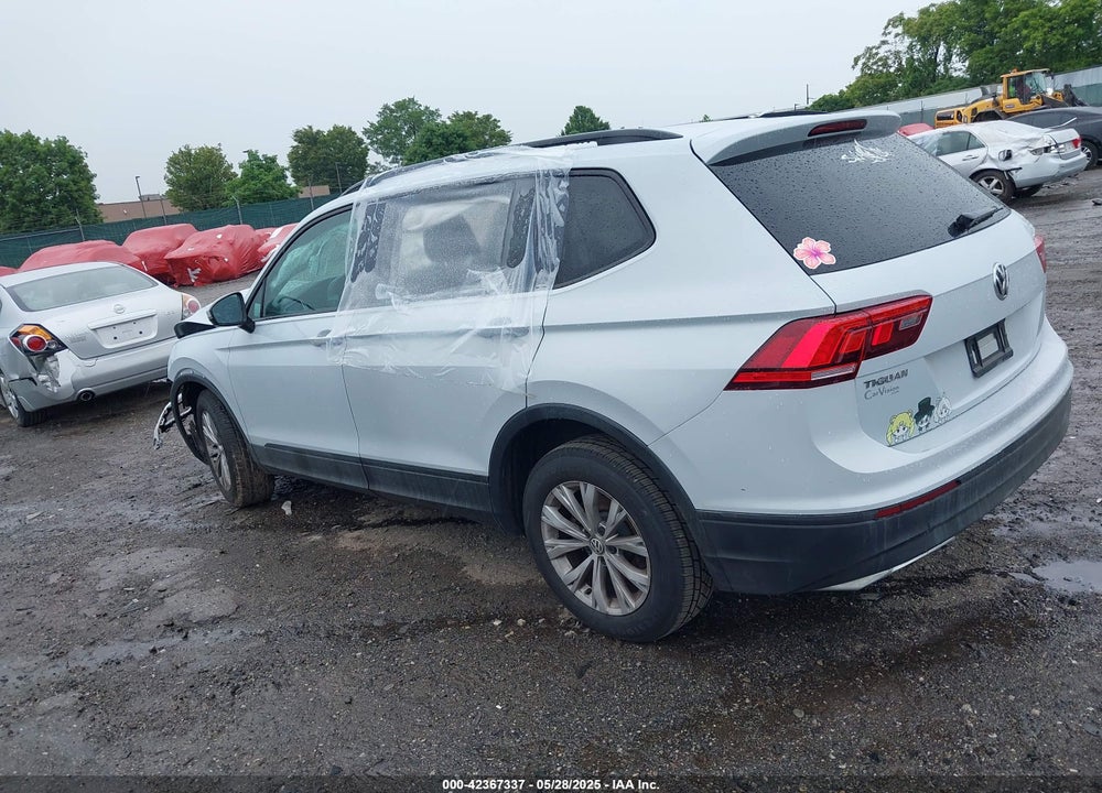 2019 VOLKSWAGEN TIGUAN VIN: 3VV0B7AX7KM031438