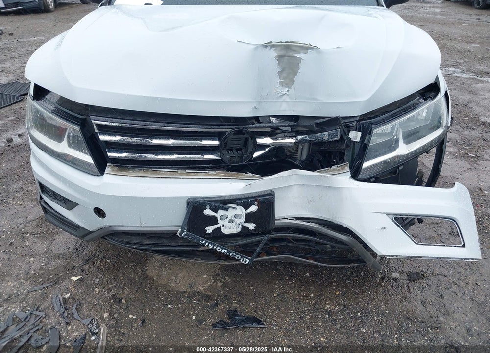 2019 VOLKSWAGEN TIGUAN VIN: 3VV0B7AX7KM031438