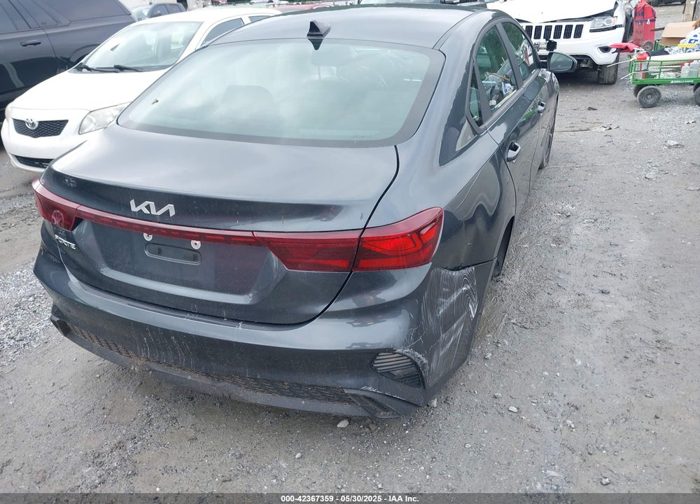 2024 KIA FORTE VIN: 3KPF24AD2RE726380