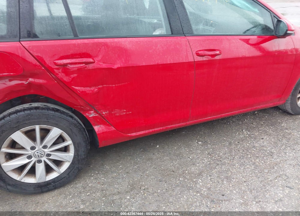 2017 VOLKSWAGEN GOLF SPORTWAGEN TSI S VIN: 3VWC17AU5HM501489