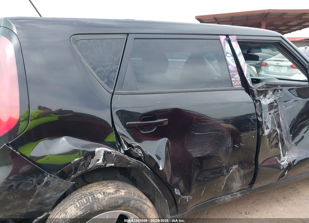 2015 KIA SOUL VIN: KNDJN2A20F7784116