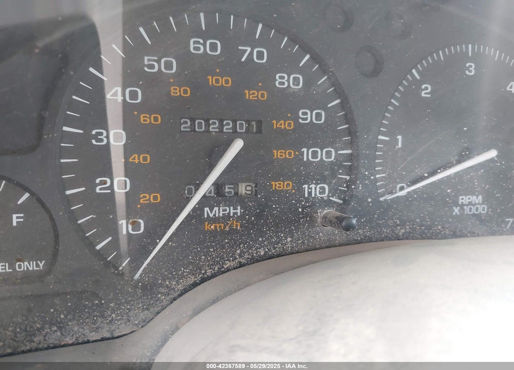 1997 SATURN SL SL1 VIN: 1G8ZH5282VZ341543