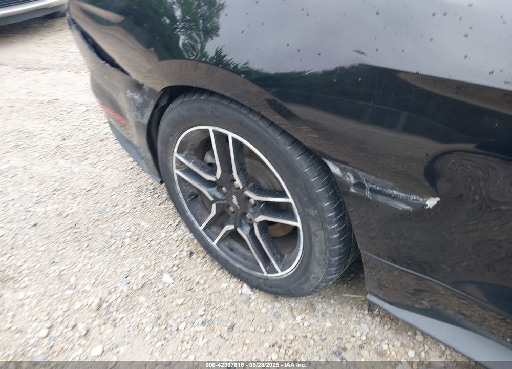 2018 FORD MUSTANG VIN: 1FA6P8CFXJ5120516