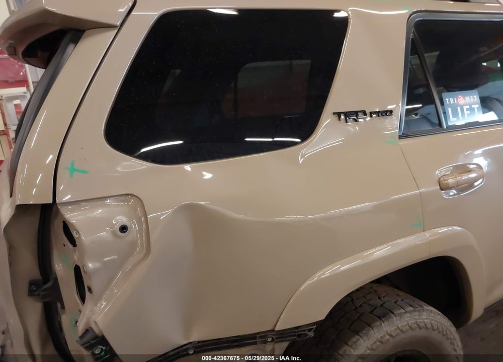 2016 TOYOTA 4RUNNER VIN: JTEBU5JRXG5288965