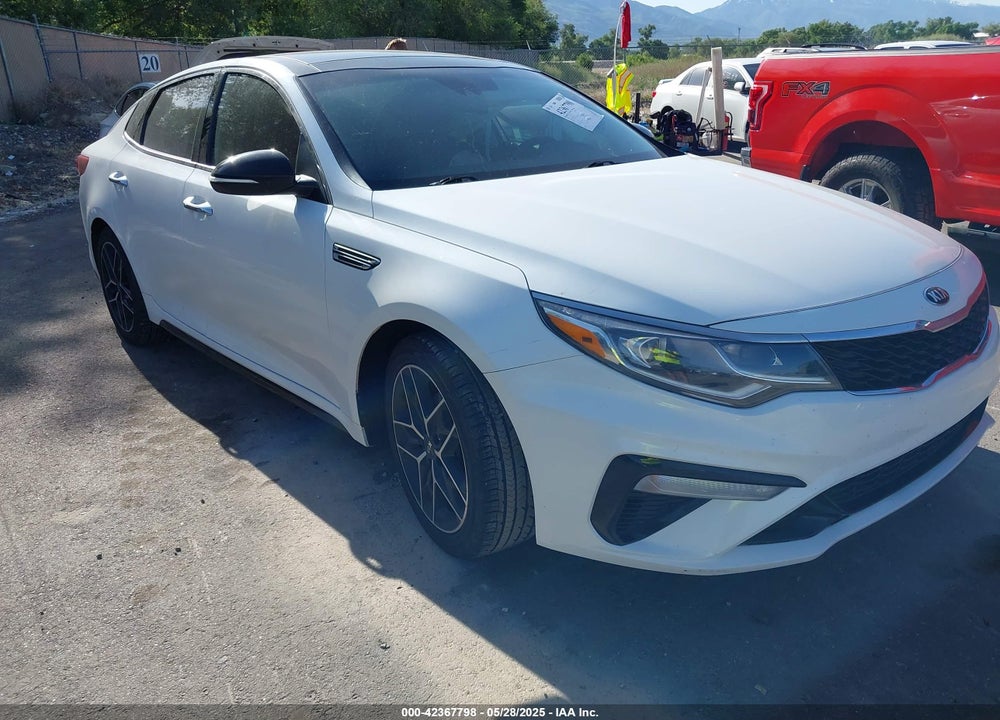 2020 KIA OPTIMA SE VIN: 5XXGT4L38LG447469