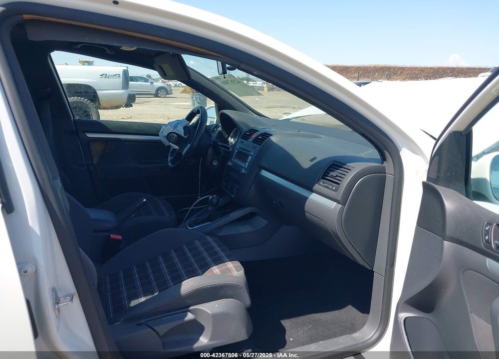 2009 VOLKSWAGEN GTI VIN: WVWHV71K99W136439