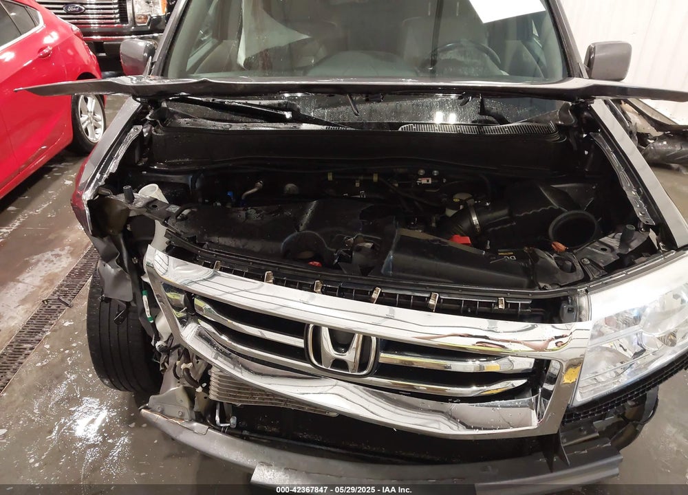 2015 HONDA PILOT EX-L VIN: 5FNYF4H51FB067998