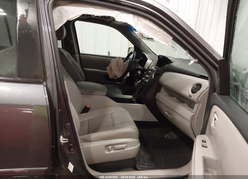 2015 HONDA PILOT EX-L VIN: 5FNYF4H51FB067998