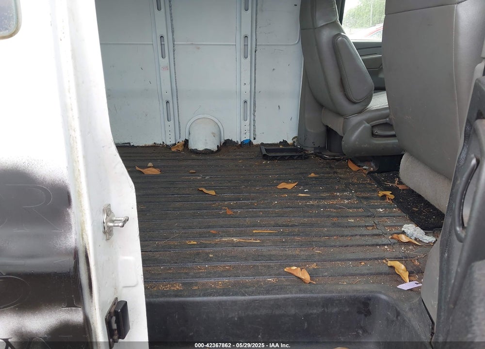 2006 GMC SAVANA WORK VAN VIN: 1GTFG15X861200743