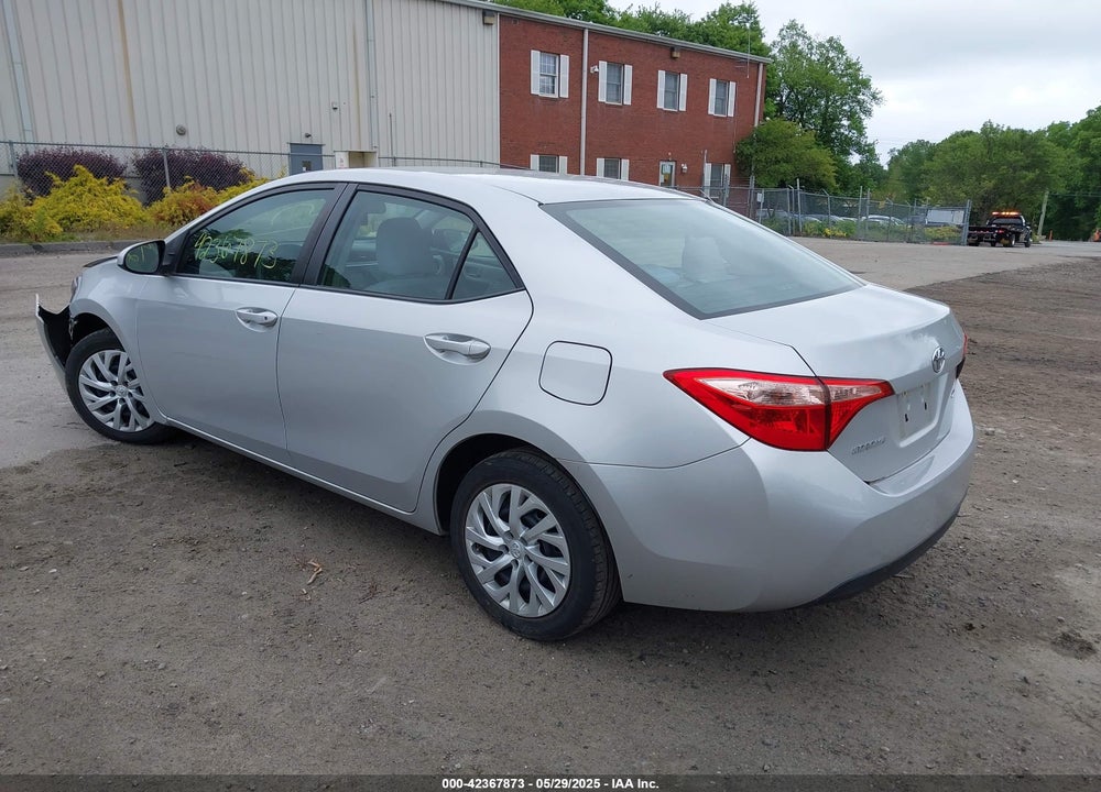2018 TOYOTA COROLLA VIN: 5YFBURHE8JP754837
