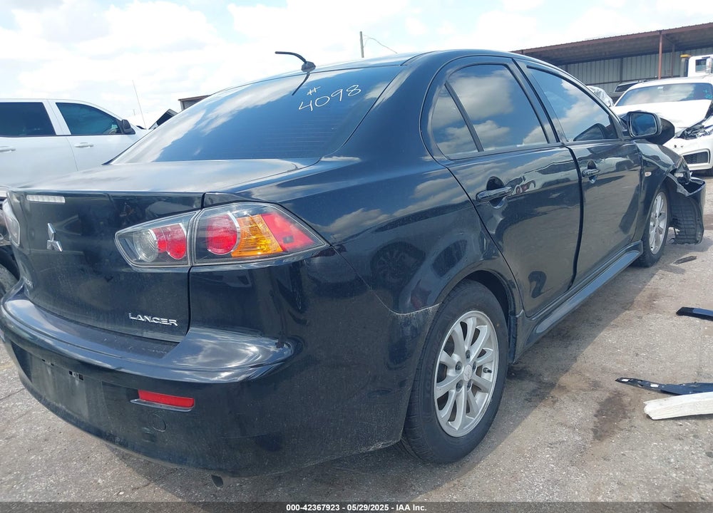 2011 MITSUBISHI LANCER VIN: JA32U2FU0BU024098