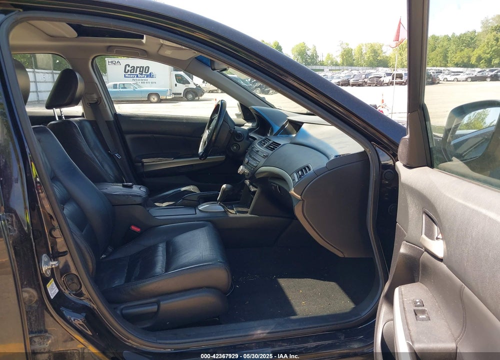 2008 HONDA ACCORD 2.4 EX-L VIN: 1HGCP26838A114020