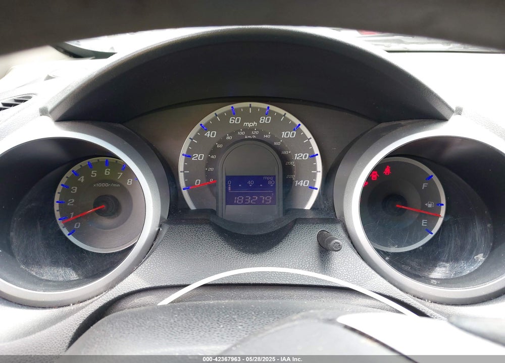 2013 HONDA FIT VIN: JHMGE8H3XDC027464