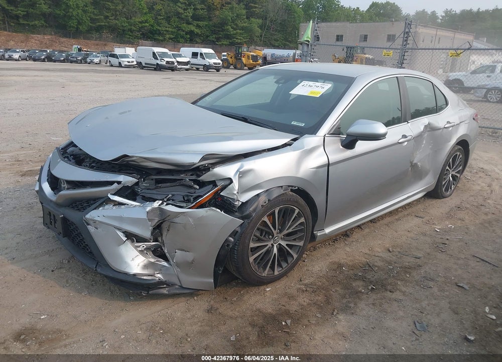 2018 TOYOTA CAMRY VIN: 4T1B11HK7JU076015