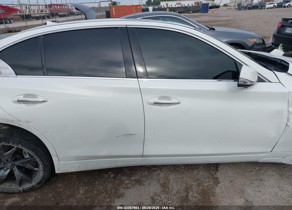 2015 INFINITI Q50 VIN: JN1BV7APXFM352327