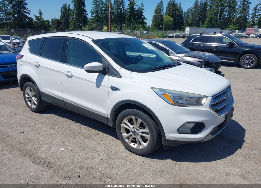 2017 FORD ESCAPE SE VIN: 1FMCU9GD3HUC67969
