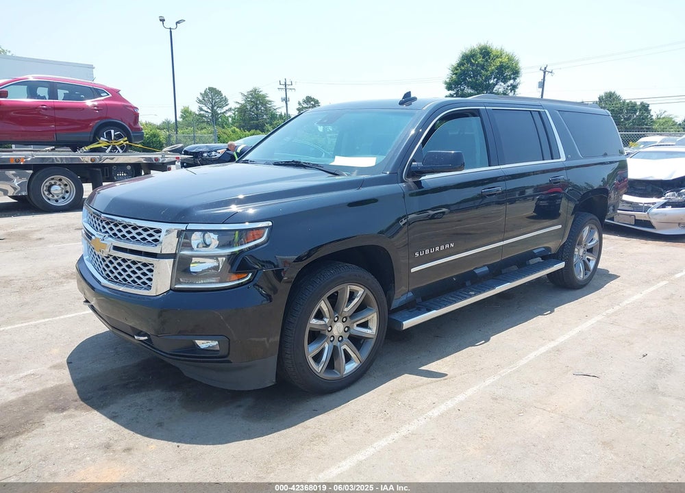 2019 CHEVROLET SUBURBAN LT VIN: 1GNSKHKC2KR294533