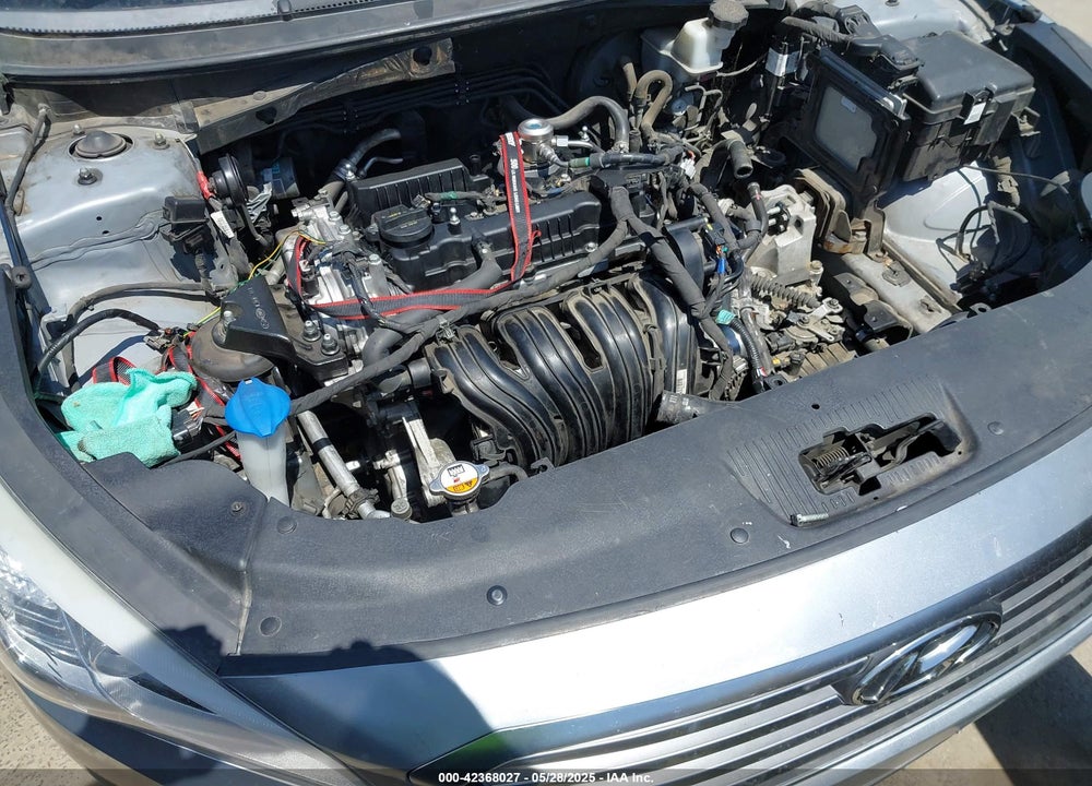 2016 HYUNDAI SONATA VIN: 5NPE24AF5GH377009
