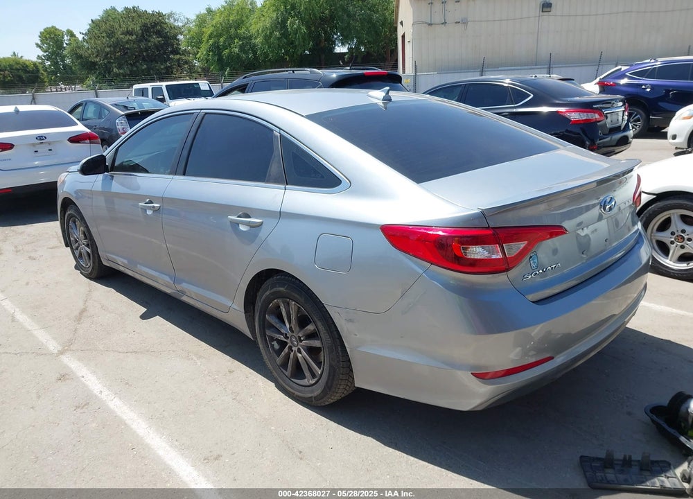 2016 HYUNDAI SONATA VIN: 5NPE24AF5GH377009