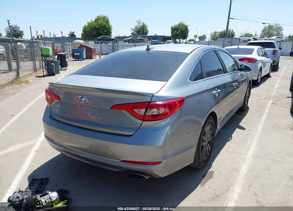 2016 HYUNDAI SONATA VIN: 5NPE24AF5GH377009