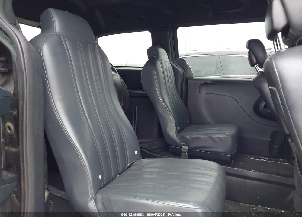 2014 DODGE GRAND CARAVAN R/T VIN: 2C4RDGEGXER431033