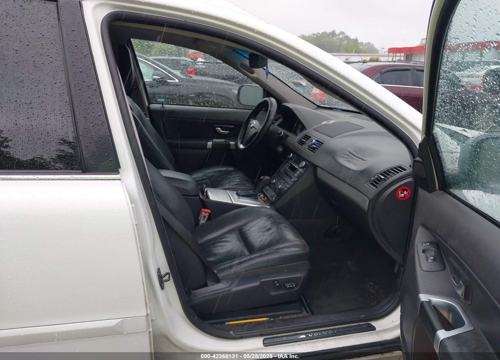 2013 VOLVO XC90 VIN: YV4952CZ1D1638270