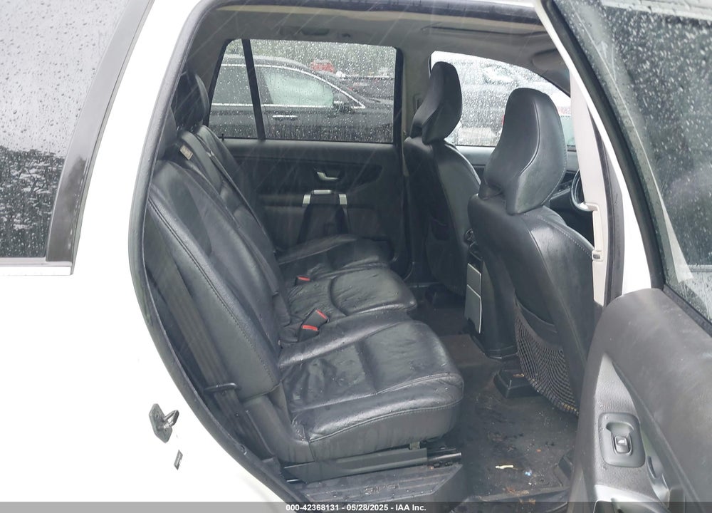 2013 VOLVO XC90 VIN: YV4952CZ1D1638270